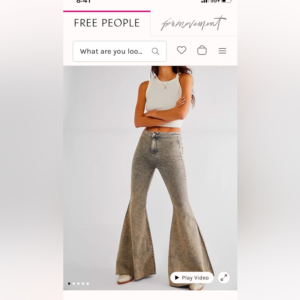 Free People Just Float On Bellbottoms- Size 26/2- worn once- perfect condition